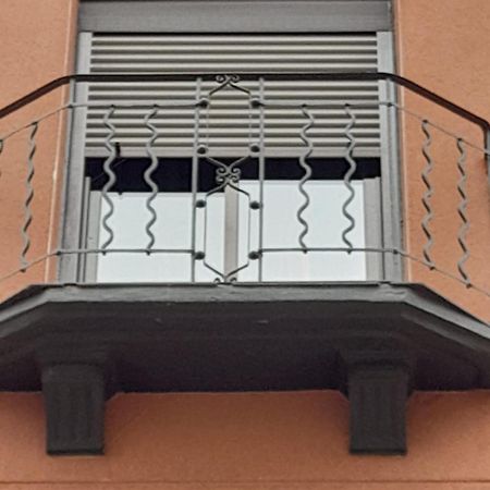 Habitaciones Familiares Con Bano Privado Lf - Sin Ascensor サラゴサ エクステリア 写真