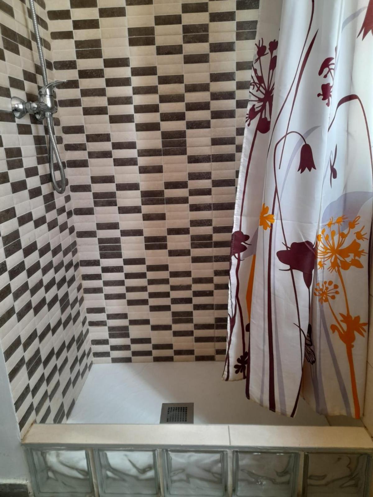 Habitaciones Familiares Con Bano Privado Lf - Sin Ascensor サラゴサ エクステリア 写真